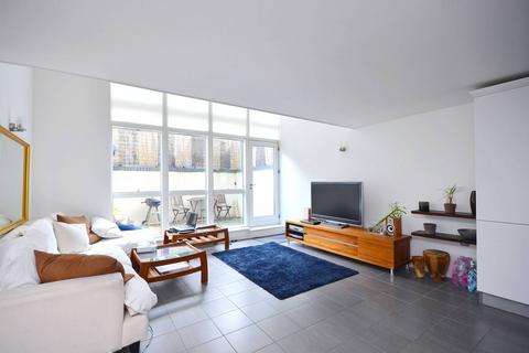 Sanctuary Street, Borough, London, SE1 2 bed flat for sale
