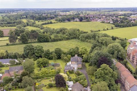 Ingramgate, Thirsk, North Yorkshire, YO7 5 bed detached house for sale