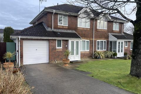 Sandpiper Road, Llanelli 3 bed semi