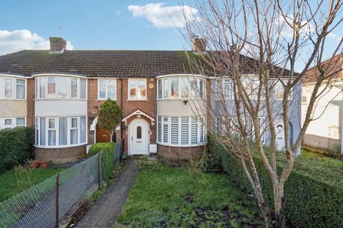 Cumberland Avenue, Slough SL2 3 bed terraced house for sale