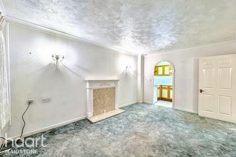 Queen Anne Road, Maidstone 1 bed retirement property for sale