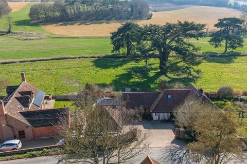 Ipswich IP8 4 bed detached house for sale