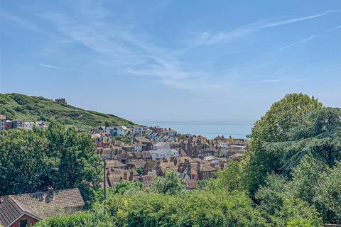 Croft Road, Old Town, Hastings 3 bed flat for sale