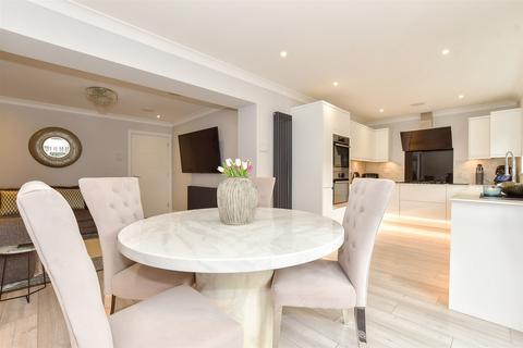 St. Peter's Court, Broadstairs, Kent 4 bed detached house for sale