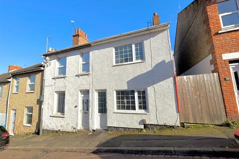 Old Town, Swindon SN1 2 bed end of terrace house for sale