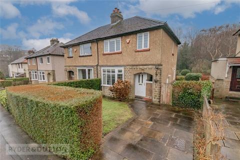 Benomley Road, Almondbury... 3 bed semi