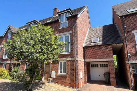 Hillcrest, Derbyshire DE56 4 bed end of terrace house for sale
