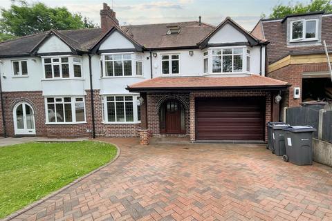 5 bedroom semi-detached house for sale