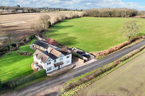 Keepers Lane, Codsall WV8 6 bed detached house for sale