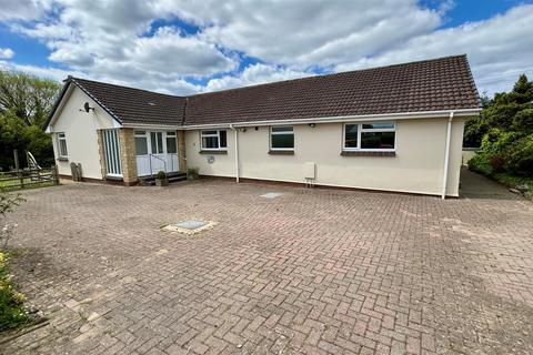 Dune View Road, Braunton EX33 4 bed detached bungalow for sale
