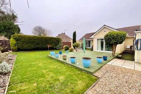 Moyle Grove, Newport NP18 3 bed detached bungalow for sale