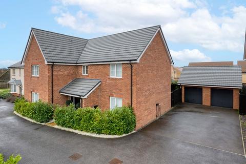 Leighton Buzzard LU7 5 bed detached house for sale