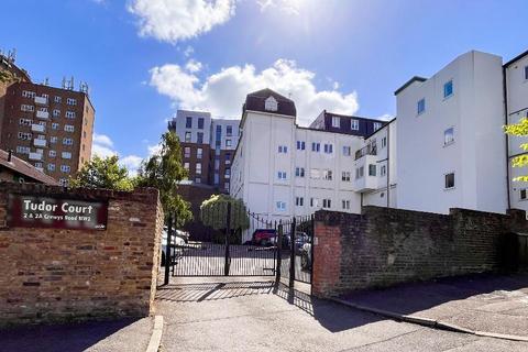 Childs Hill, London NW2 2 bed flat for sale