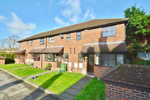 Chinnor Road, Thame 2 bed terraced house for sale