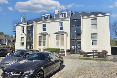 Mannamead Road, Plymouth PL3 2 bed flat for sale