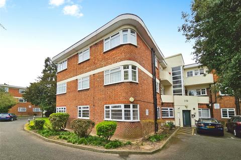 Benhill Wood Road, Sutton SM1 2 bed flat for sale