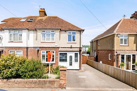 Wells Road, Folkestone, CT19 3 bed semi