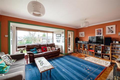 Carlton Road, Reigate 4 bed detached house for sale