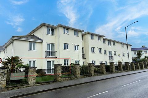 East Terrace, Penzance, TR18 2TB 2 bed apartment for sale