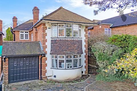 Forest Edge, Buckhurst Hill IG9 3 bed detached house for sale