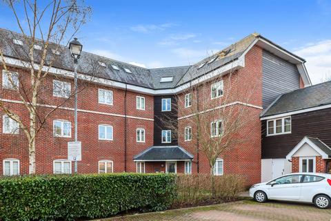 Wharf Way, Hunton Bridge, WD4 2 bed flat for sale