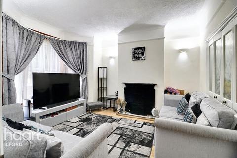 Ripley Road, Ilford 4 bed terraced house for sale