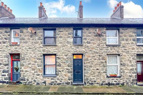 Erasmus Street, Penmaenmawr, Conwy, LL34 2 bed terraced house for sale