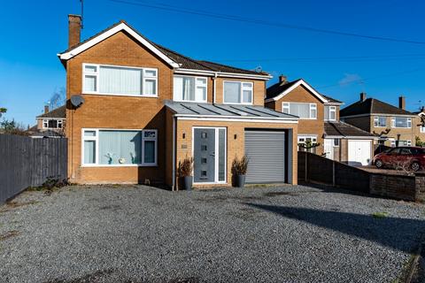 Glen Drive, Boston, PE21 5 bed detached house for sale