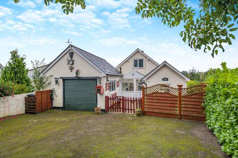 Hereford 2 bed bungalow for sale