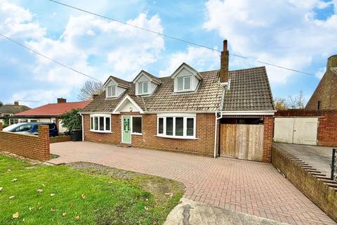 Lowland Rd, Brandon, Durham, DH7 3 bed detached bungalow for sale