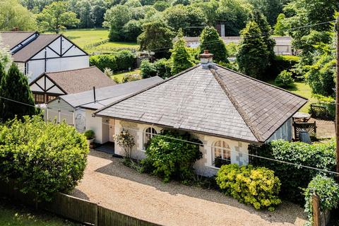 Holly Lane, Banstead 3 bed bungalow for sale