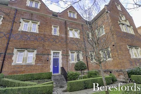 The Galleries, Warley, CM14 1 bed maisonette for sale