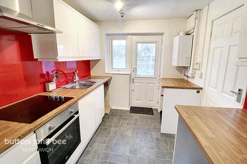 London Road, Northwich 2 bed semi