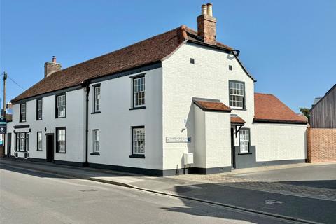 4 bed semi-detached house