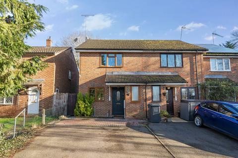 Marygold Walk, Amersham, Buckinghamshire 2 bed end of terrace house for sale