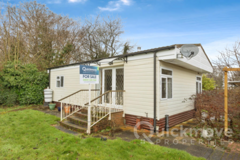 Sevenoaks, Kent, TN15 2 bed park home for sale