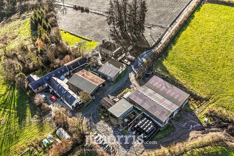 Cwmbach, Whitland 2 bed property with land for sale