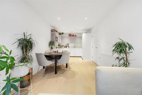 Wilkinson Close, London NW2 2 bed flat for sale