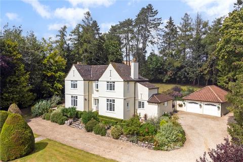 Bath Road, Marlborough, Wiltshire, SN8 6 bed detached house for sale