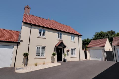 Hillcrest Gardens, Exmouth, EX8 4FE 3 bed semi