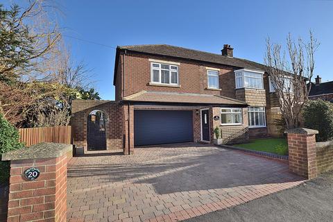 5 bedroom semi-detached house for sale