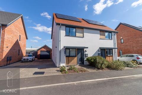 Draper Way, Taverham, Norwich 2 bed semi