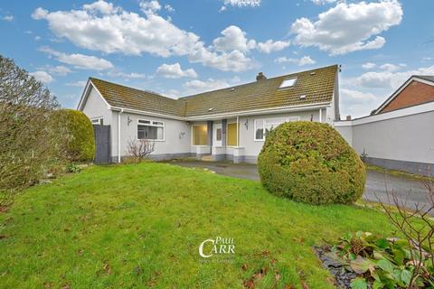 Longford Road, Cannock WS11 4 bed detached bungalow for sale