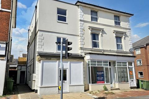 Southborough, Tunbridge Wells TN4 4 bed end of terrace house for sale
