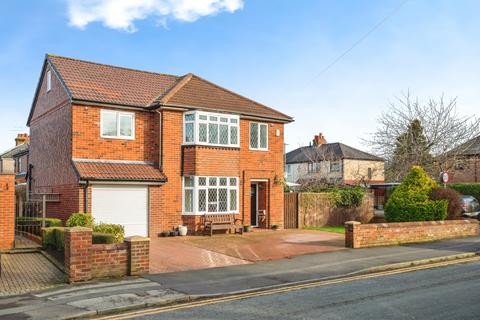 Canberra Road, Lancashire PR25 4 bed detached house for sale