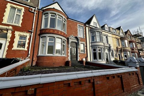 King George Avenue, Bispham FY2 4 bed terraced house for sale