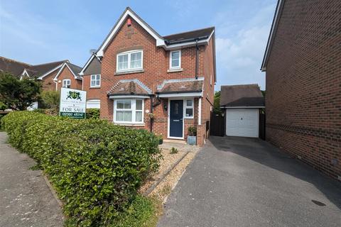 Nursery Road, Havant PO9 3 bed detached house for sale