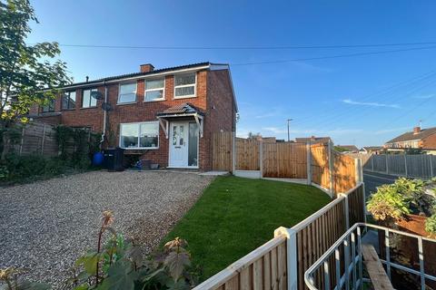 Hawkwood Road, Sible Hedingham, CO9 3 bed semi