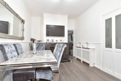 Winstanley Road, Sheerness, Kent 3 bed terraced house for sale