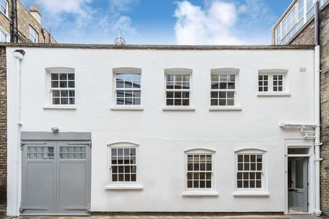 Wyndham Yard, London W1H 2 bed mews for sale